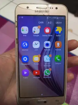 Galaxy j5 retak