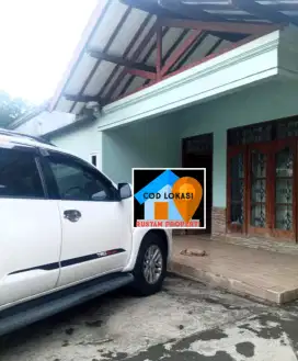 Dikontrakan rumah di jalan raya