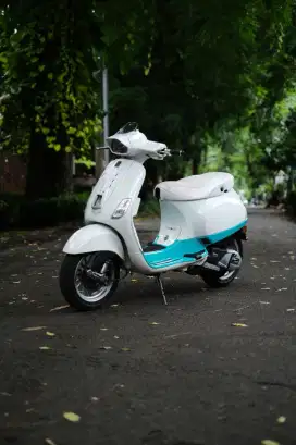 PIAGGIO VESPA MATIC S 125 IGET TERMURAH BERGARANSI ( BISA KREDIT )