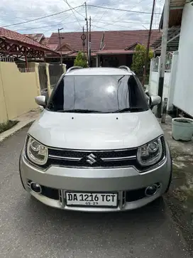 Dijual Mobil Suzuki Ignis GX MT warna silver tahun 2018