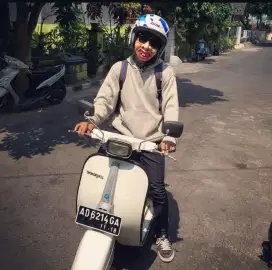 Vespa PTS100 jual utk kolektor
