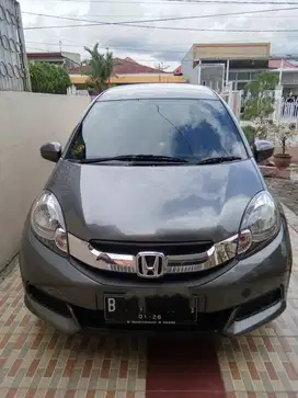 Honda Mobilio 2014 warna Abu-abu