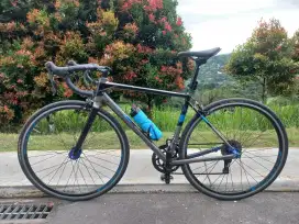 SEPEDA POLYGON ROADBIKE STRATOS S2