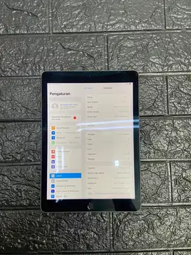 Apple iPad Pro 8/128GB 9,7 inci wifi-Seluler second original