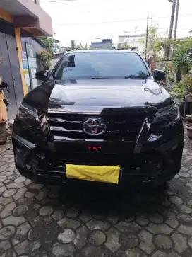 Jual Santai Fortuner VRZ 2020 Diesel 4x2