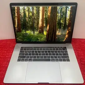 Macbook Pro 15 inch 2019 MV912
