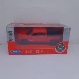 Diecast miniature mainan truck atau mobil pick up chevrolet silverado