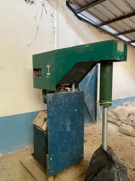 mesin inverter aduk