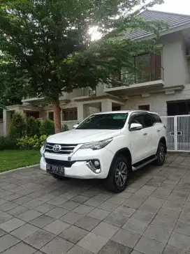 Toyota Fortuner 2.4 VRZ AT 2016