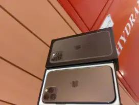 Iphone 11 pro 256gb bekas pakai sendiri