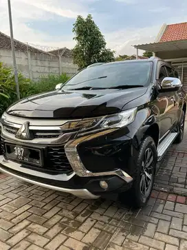 Pajero Sport Dakar Hitam Over Kredit