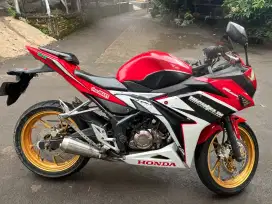 Jual/tt Honda CBR 150 THN 2016 Surat lengkap mesin jos