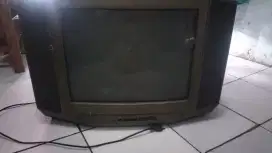 Dijual tv merk Sharp 21 in kondisi Mash hidup