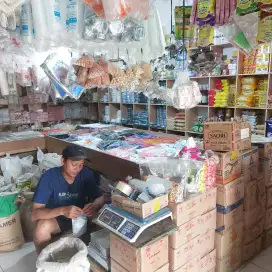 LOWONGAN KERJA KARYAWAN TOKO PLASTIK