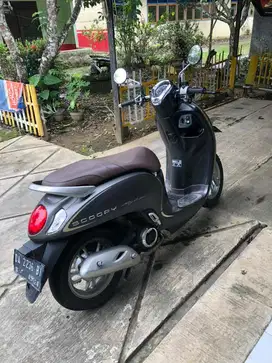 Scoopy 2021 kunci remot abu abu