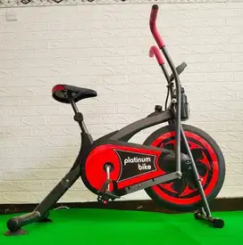 SEPEDA STATIS PLATINUM BIKE 2 FUNGSI GERAKAN KAKI DAN GERAKAN TANGAN