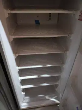 Jual freezer Sharp 6rak