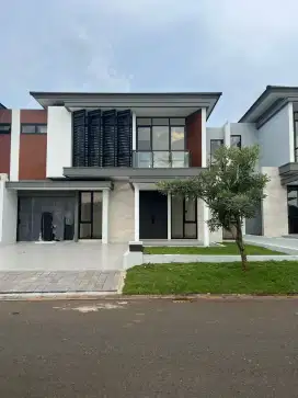DI SEWAKAN RUMAH BARU DI VICTORIA VALLEY BSB CITY - SEMARANG