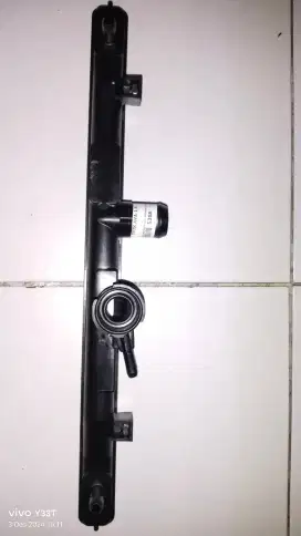 Cover radiator atas avanza lama