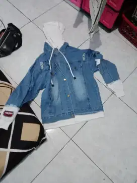 Jual jaket (bisa buat pria&perempuan)