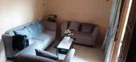 Sofa ruang tamu minimalis