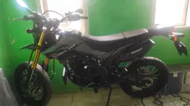 Kawasaki D'Tracker pemakaian sangat terawat jarak tempuh masih 12.371