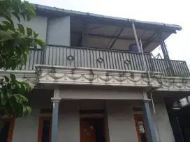 Dijual rumah 2lantai