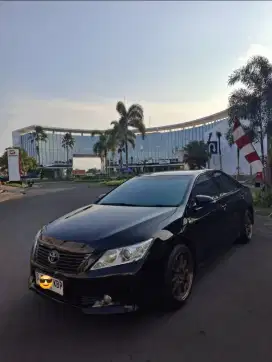 Toyota Camry V 2.5 2013