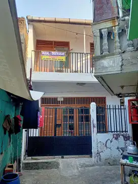 Dijual rumah lokasi dekat pasar