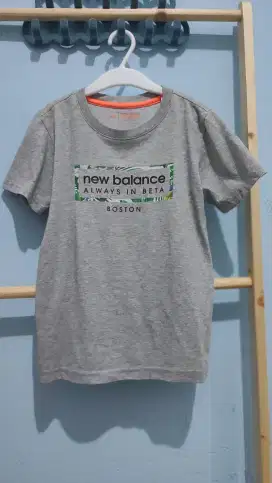 Kaos New Balance Anak (Preloved)