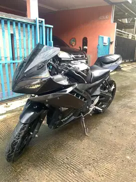 DIJUAL R15 V2 2015