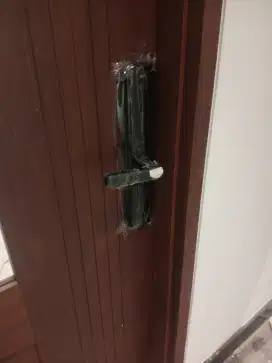 Smart lock. Handle fingerprint .