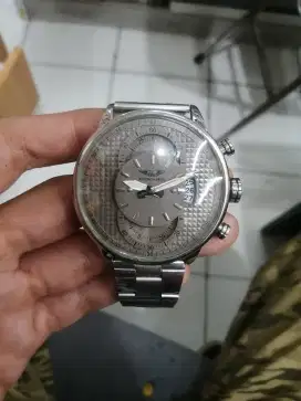 Jam Tangan Aston Martin James Bond 007