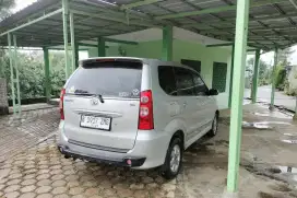 Toyota Avanza 2010 Bensin