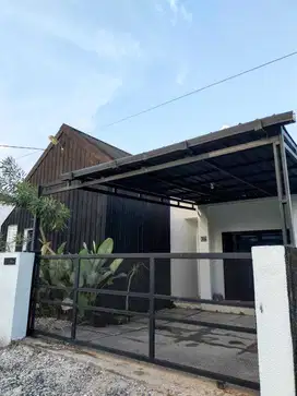 Dijual Rumah Full Furnished. Komplek Permata Bunda.