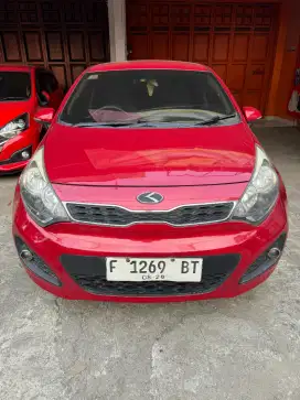 Kia Rio Se Matik Th 2013 Murah Siap Pakai