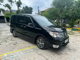 Kredit tdp 3jt angs 3.966 x 6th Nissan Serena hws 2016  matic at