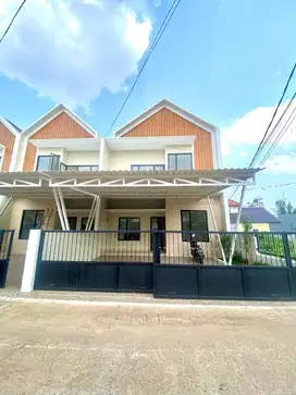 Rumah Luas 2 Lantai Harga Miring 1,2 M
