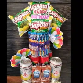 Bingkisan ultah snack minum