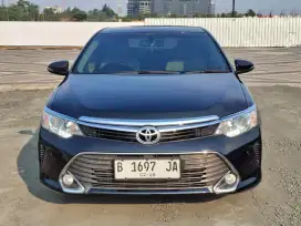 CAMRY V MATIC WARNA HITAM TAHUN 2015 KM 99 RB