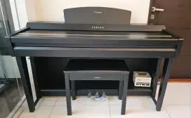 Piano  yamaha cvp 705