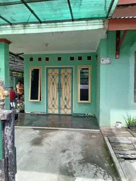 Di jual Rumah pribadi di Hook di bojong gede