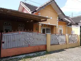 Rumah Cantik Minimalis Nyaman Sehat Daerah Sidoarum Gamping Sleman