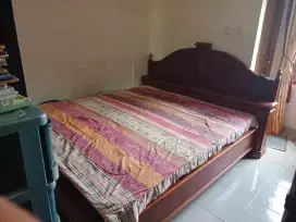 Dipan kayu jati lama ukuran king size (bekas siappakai