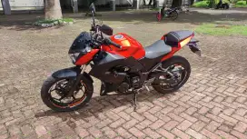 Kawasaki z250, 2014