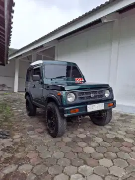 Suzuki KATANA GX'95 4x2 M/T hijau metalik