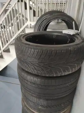 Ban bekas masih bagus 275/45 r22