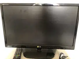 Monitor atau TV 22 Inch