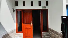 DISEWAKAN RUMAH 3 BULANAN