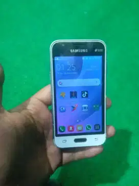 Samsung j1 mini 4G batangan